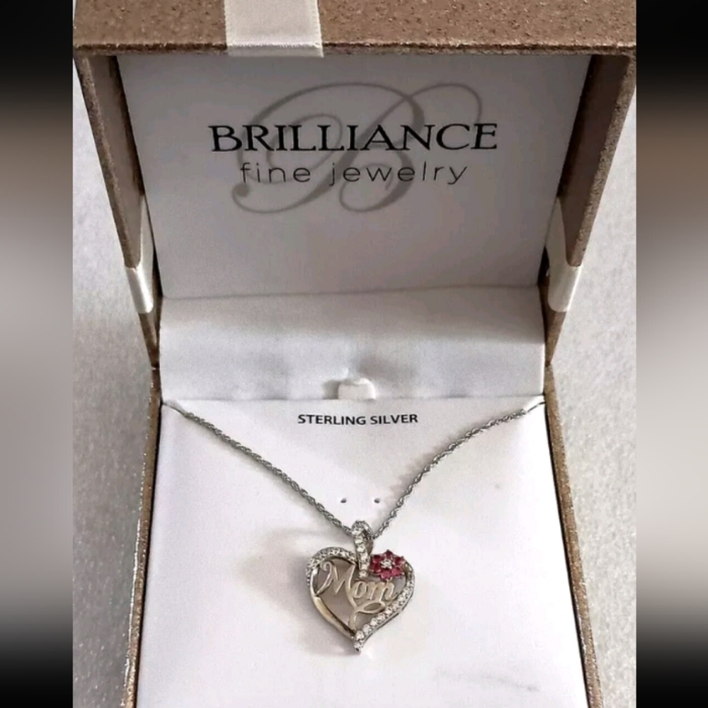 Mom Sterling Silver .925 Pave Crystal Heart Pendant Necklace New Box Mothers Day